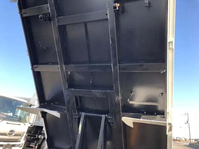 三菱ふそうキャンターダンプ小型（2t・3t）[写真20]