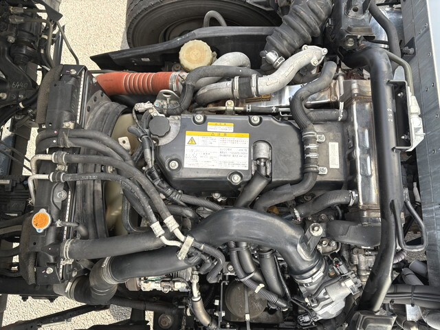 いすゞフォワード冷凍車（冷蔵車）増トン（6t・8t）[写真31]