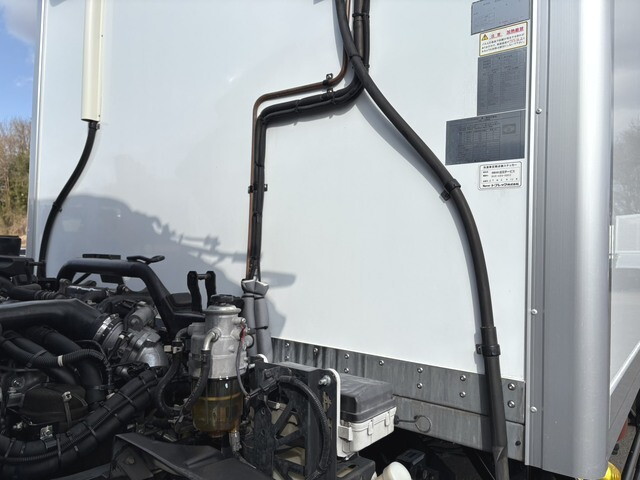 いすゞフォワード冷凍車（冷蔵車）増トン（6t・8t）[写真08]