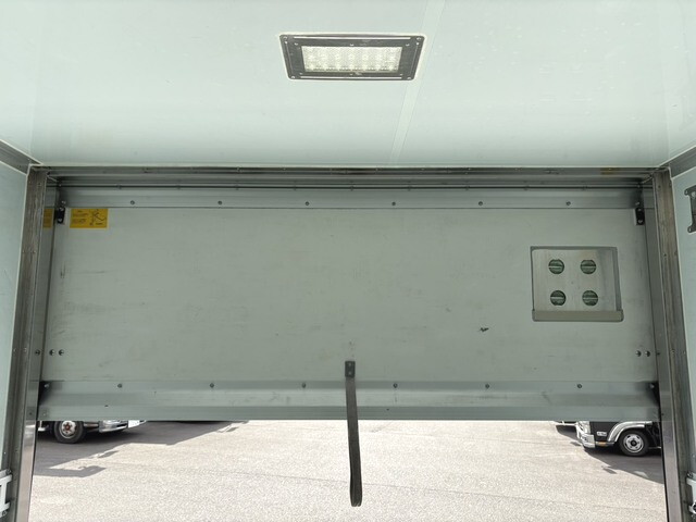 日野デュトロ保冷バン小型（2t・3t）[写真16]