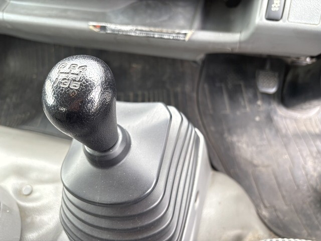 日野デュトロ保冷バン小型（2t・3t）[写真32]