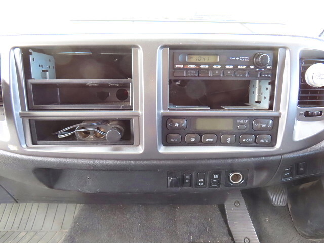 日野レンジャーアルミブロック中型（4t）[写真23]