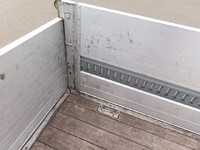 日野レンジャーアルミブロック中型（4t）[写真29]