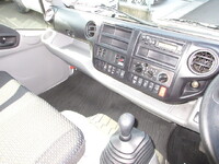 日野デュトロアルミバン小型（2t・3t）[写真27]