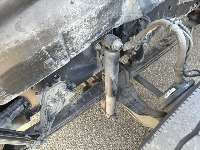 日野プロフィアトレーラーヘッド（トラクターヘッド）大型（10t）[写真17]