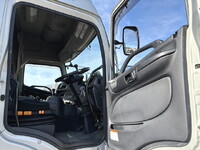 日野プロフィアトレーラーヘッド（トラクターヘッド）大型（10t）[写真27]