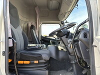 日野プロフィアトレーラーヘッド（トラクターヘッド）大型（10t）[写真29]