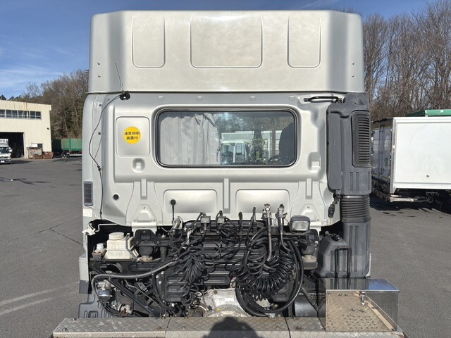 日野プロフィアトレーラーヘッド（トラクターヘッド）大型（10t）[写真08]