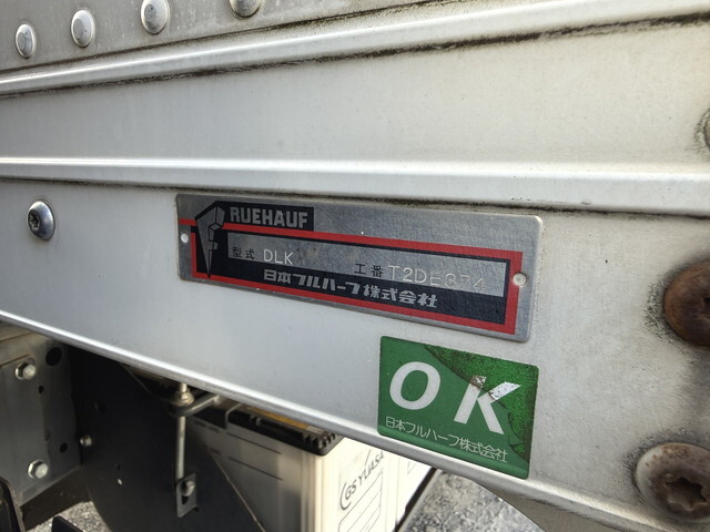 いすゞエルフパネルバン小型（2t・3t）[写真15]