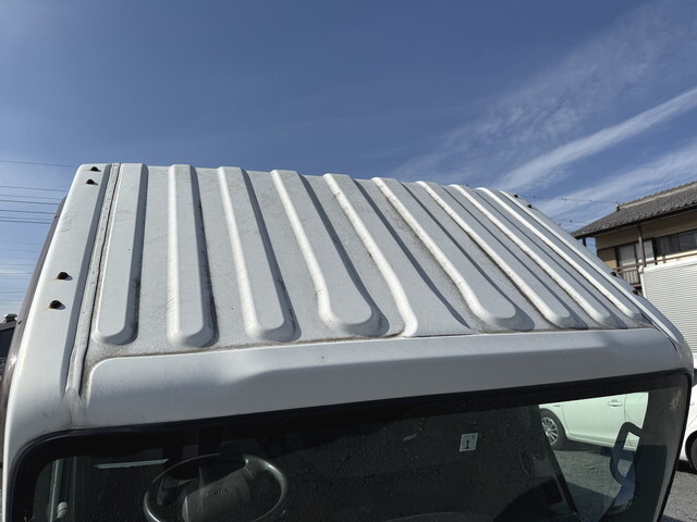 いすゞエルフパネルバン小型（2t・3t）[写真18]