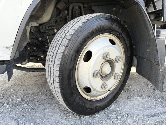 いすゞエルフパネルバン小型（2t・3t）[写真28]