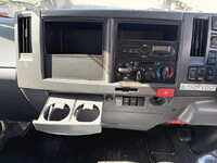 いすゞエルフパネルバン小型（2t・3t）[写真36]