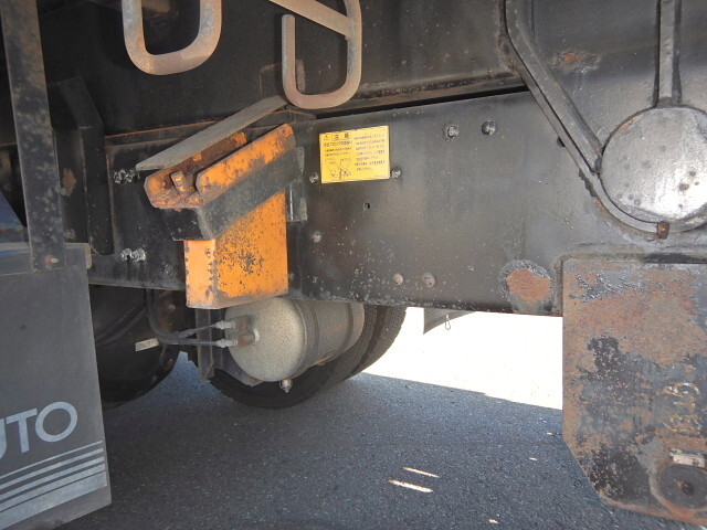 三菱ふそうスーパーグレートダンプ大型（10t）[写真14]