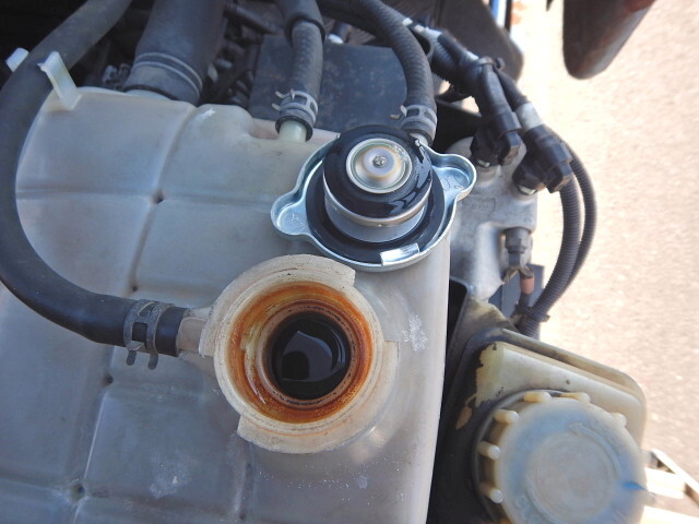 三菱ふそうスーパーグレートダンプ大型（10t）[写真19]