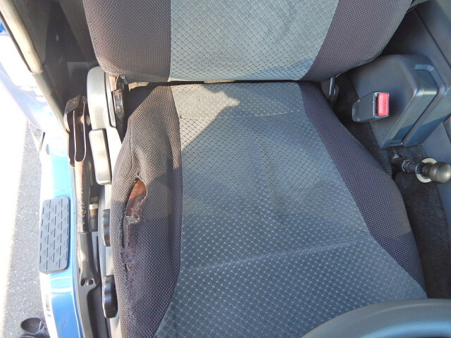 三菱ふそうスーパーグレートダンプ大型（10t）[写真27]