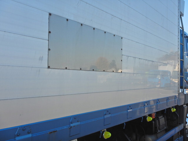 三菱ふそうスーパーグレートダンプ大型（10t）[写真29]