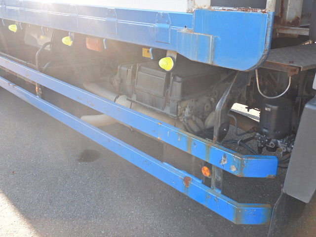 三菱ふそうスーパーグレートダンプ大型（10t）[写真31]