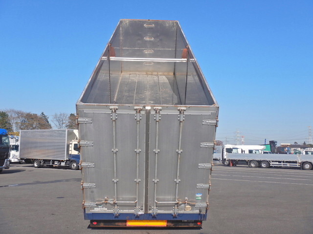 三菱ふそうスーパーグレートダンプ大型（10t）[写真07]