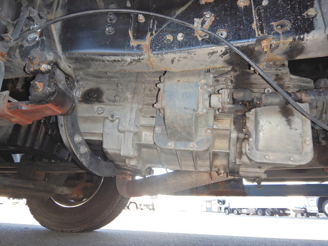 三菱ふそうスーパーグレートダンプ大型（10t）[写真09]