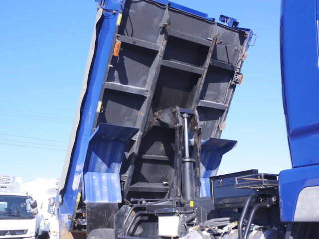 三菱ふそうファイターダンプ増トン（6t・8t）[写真11]