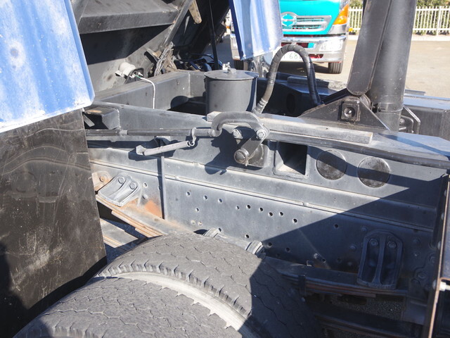 三菱ふそうファイターダンプ増トン（6t・8t）[写真06]