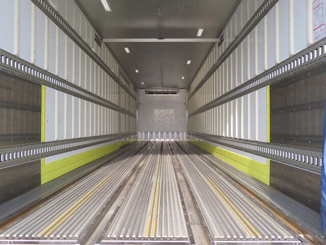 いすゞギガ冷凍車（冷蔵車）大型（10t）[写真31]