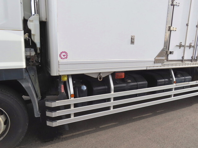 いすゞギガ冷凍車（冷蔵車）大型（10t）[写真37]