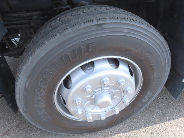 いすゞギガ冷凍車（冷蔵車）大型（10t）[写真15]