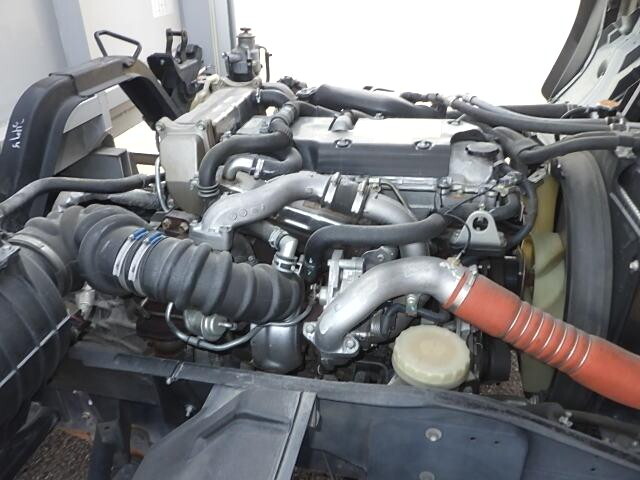 いすゞフォワードアルミウイング中型（4t）[写真27]