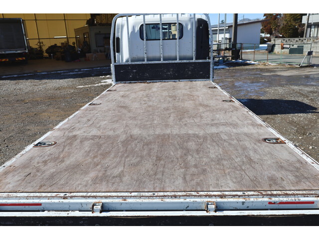 いすゞエルフ平ボディ小型（2t・3t）[写真18]