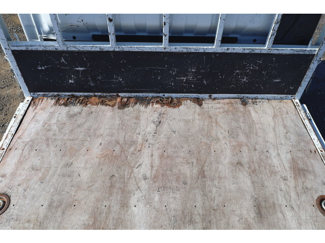 いすゞエルフ平ボディ小型（2t・3t）[写真19]