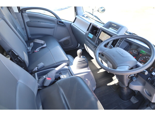 いすゞエルフ平ボディ小型（2t・3t）[写真25]