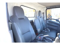 いすゞエルフ平ボディ小型（2t・3t）[写真27]