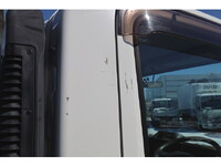 いすゞエルフ平ボディ小型（2t・3t）[写真31]