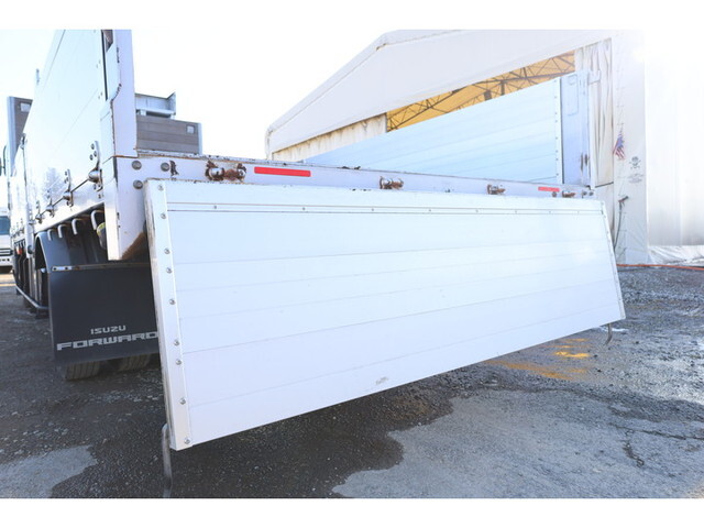 いすゞフォワードアルミブロック中型（4t）[写真16]