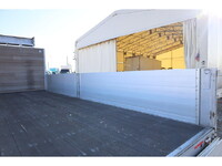 いすゞフォワードアルミブロック中型（4t）[写真19]