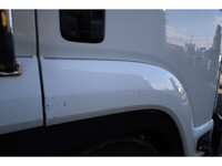 いすゞフォワードアルミブロック中型（4t）[写真24]