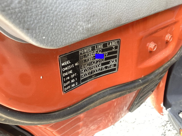 三菱ふそうキャンタークレーン付小型（2t・3t）[写真17]