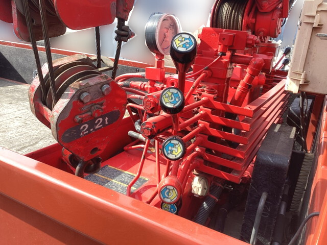 三菱ふそうキャンタークレーン付小型（2t・3t）[写真04]