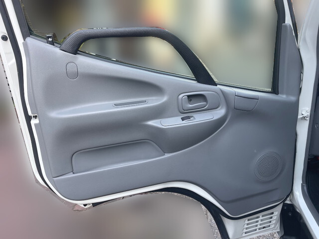 トヨタトヨエースアルミバン小型（2t・3t）[写真28]