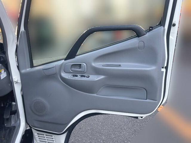 トヨタトヨエースアルミバン小型（2t・3t）[写真29]