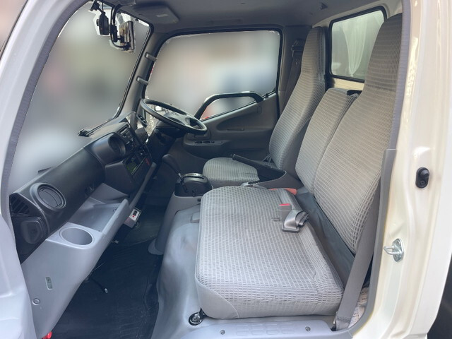 トヨタトヨエースアルミバン小型（2t・3t）[写真31]