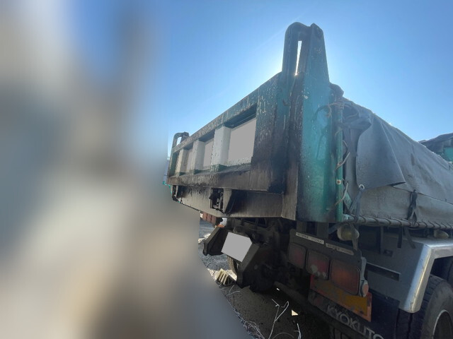 三菱ふそうスーパーグレートダンプ大型（10t）[写真10]