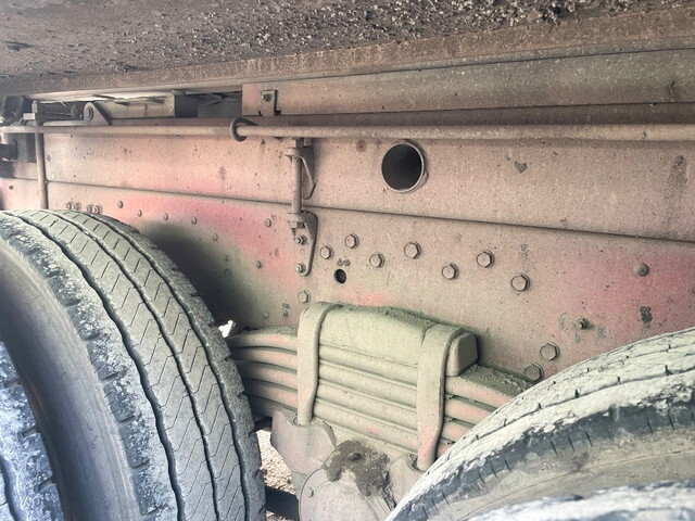 三菱ふそうスーパーグレートダンプ大型（10t）[写真22]