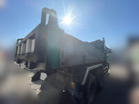 三菱ふそうスーパーグレートダンプ大型（10t）[写真06]