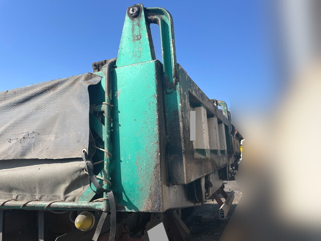 三菱ふそうスーパーグレートダンプ大型（10t）[写真09]