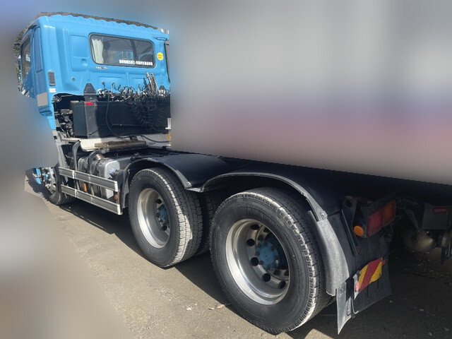 日野プロフィアトレーラーヘッド（トラクターヘッド）大型（10t）[写真04]