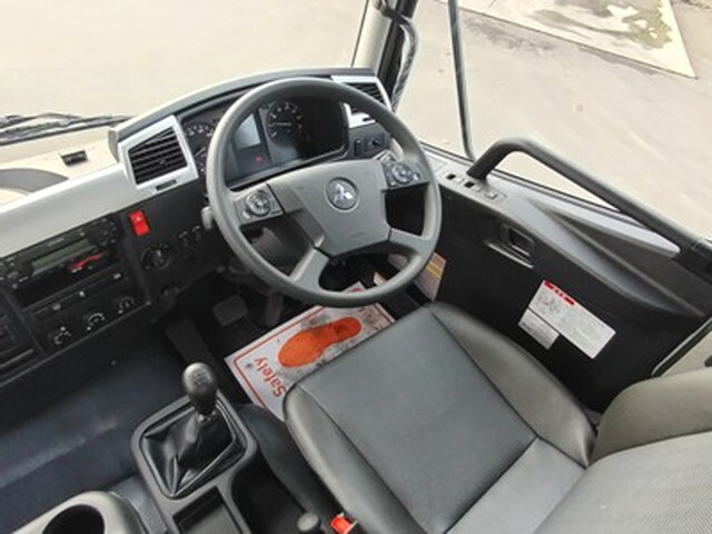 三菱ふそうファイターダンプ中型（4t）[写真26]