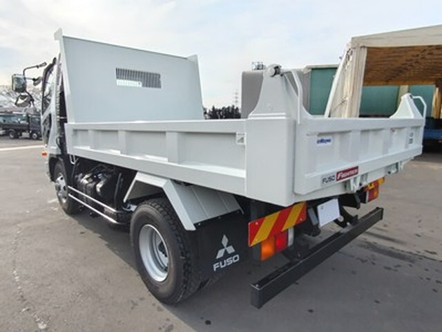 三菱ふそうファイターダンプ中型（4t）[写真04]