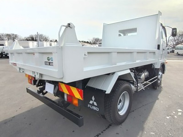 三菱ふそうファイターダンプ中型（4t）[写真06]